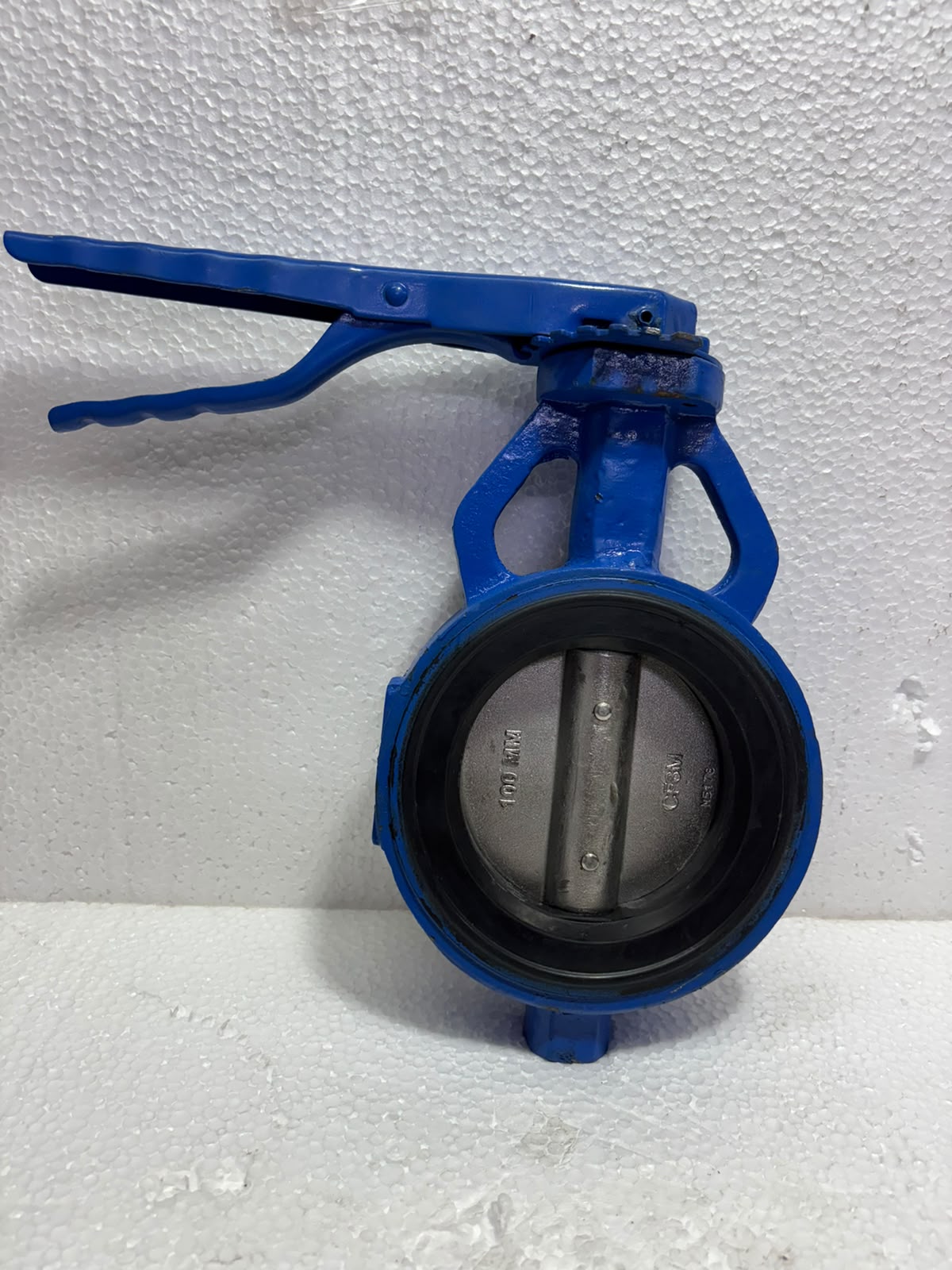 Manual Actuator Operated Butterfly Valve